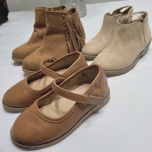 3 pair old navy shoes